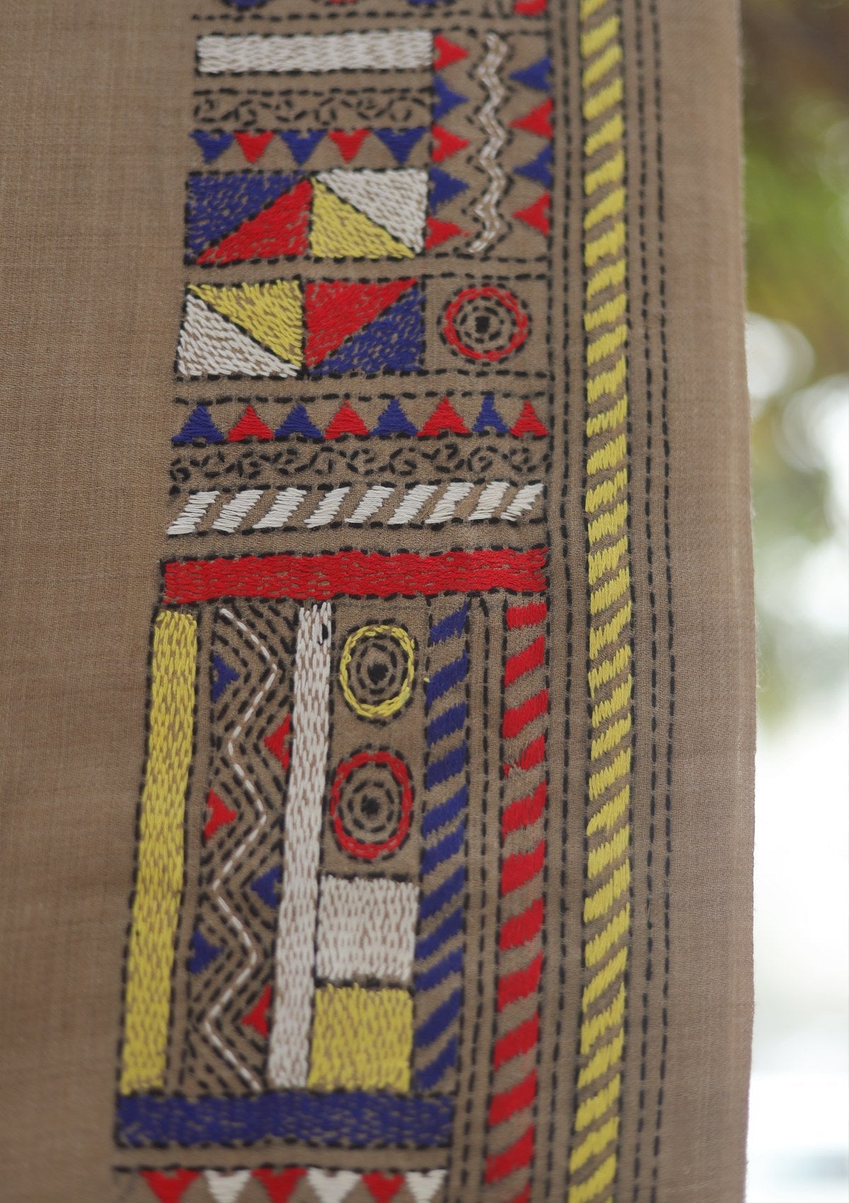 Wool Needle Work Shawl D - 64 - BROWN