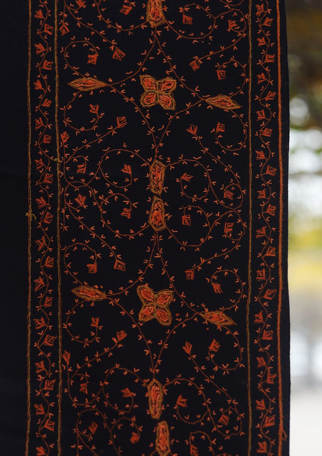 Wool Needle Work Shawl D - 70R - N BLUE