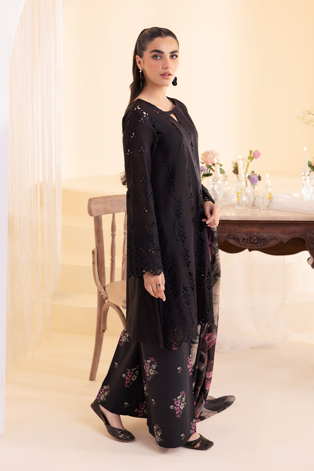 Iznik | Exclusive Lawn | UE-253 EMBROIDERED LAWN - Official Iznik stockist in UK - Sakeena London