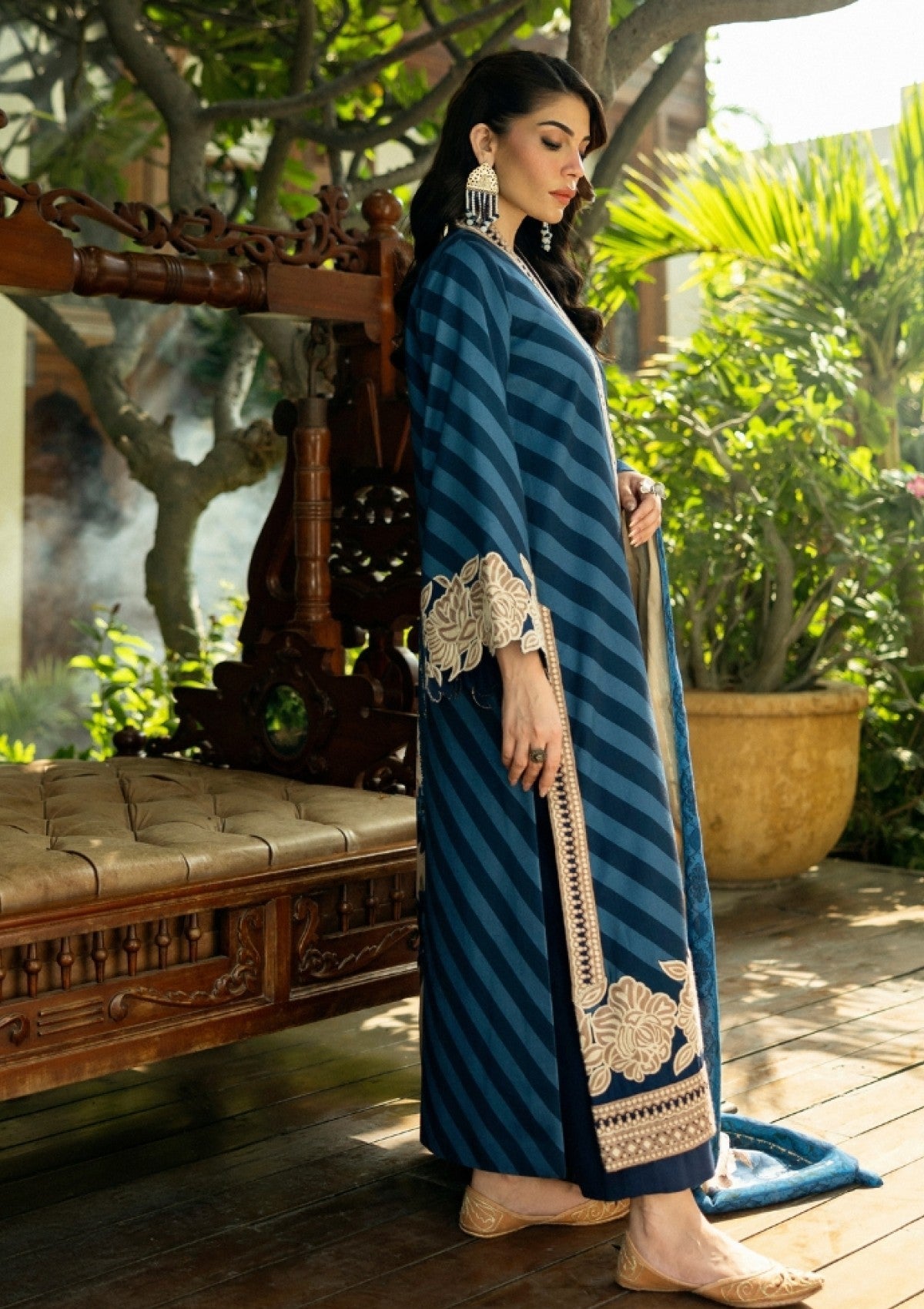 Winter Collection - Zainab Chottani - Winter Shawls 24 - ZC#01 - Alayna