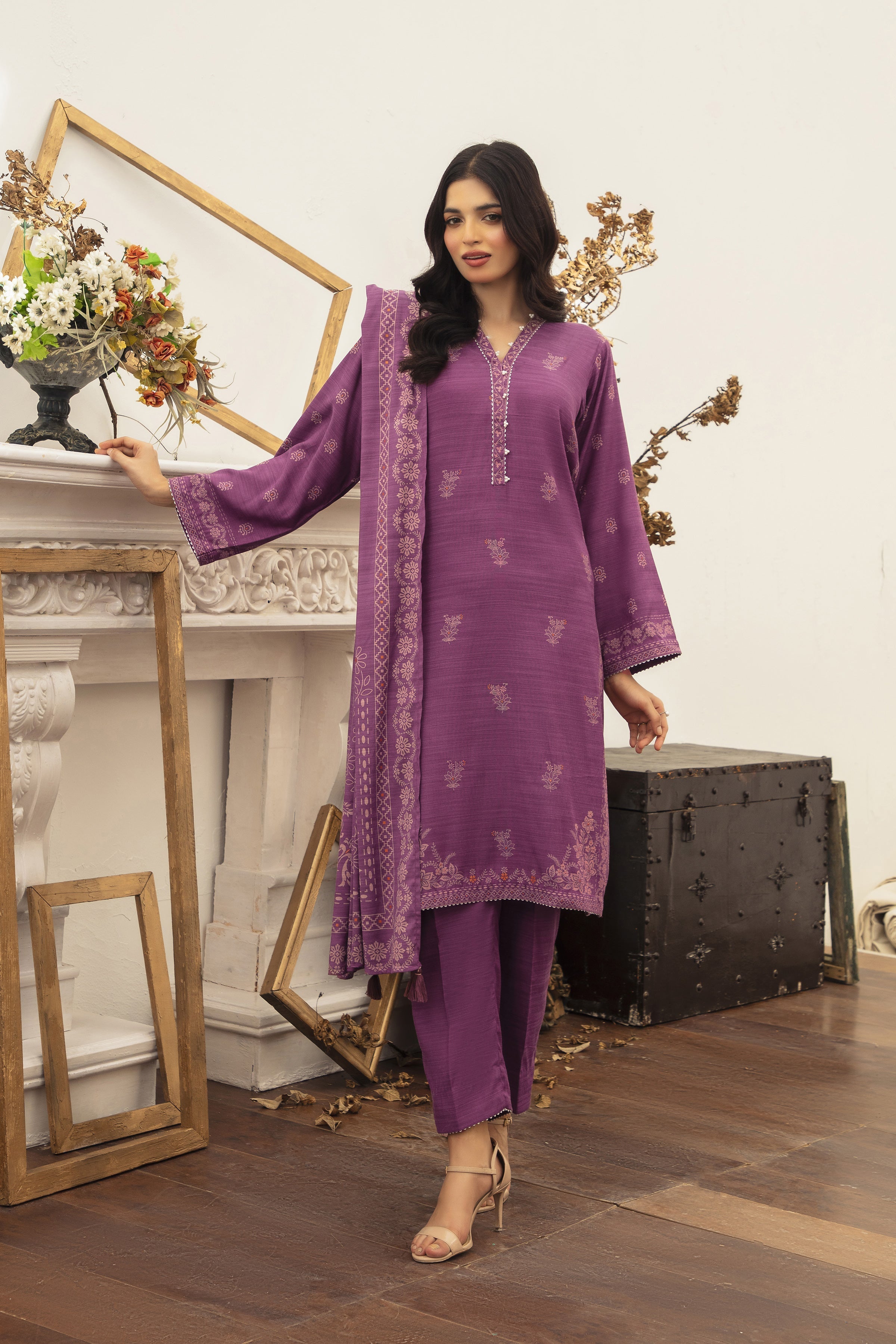 LSM | Winter Marina 25 | 0009-A - Official LSM stockist in UK - Sakeena London