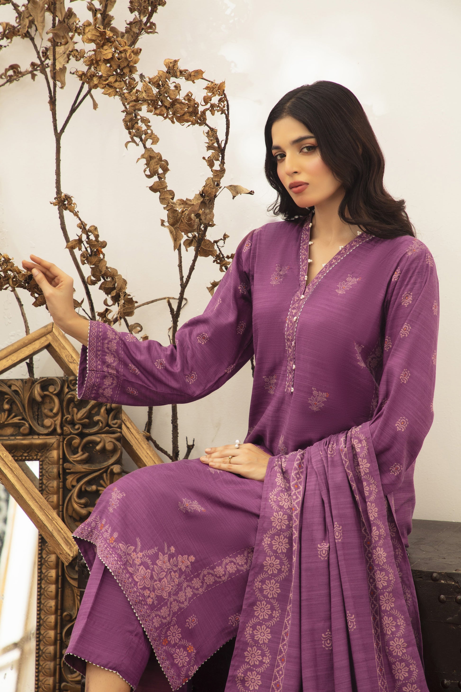 LSM | Winter Marina 25 | 0009-A - Official LSM stockist in UK - Sakeena London