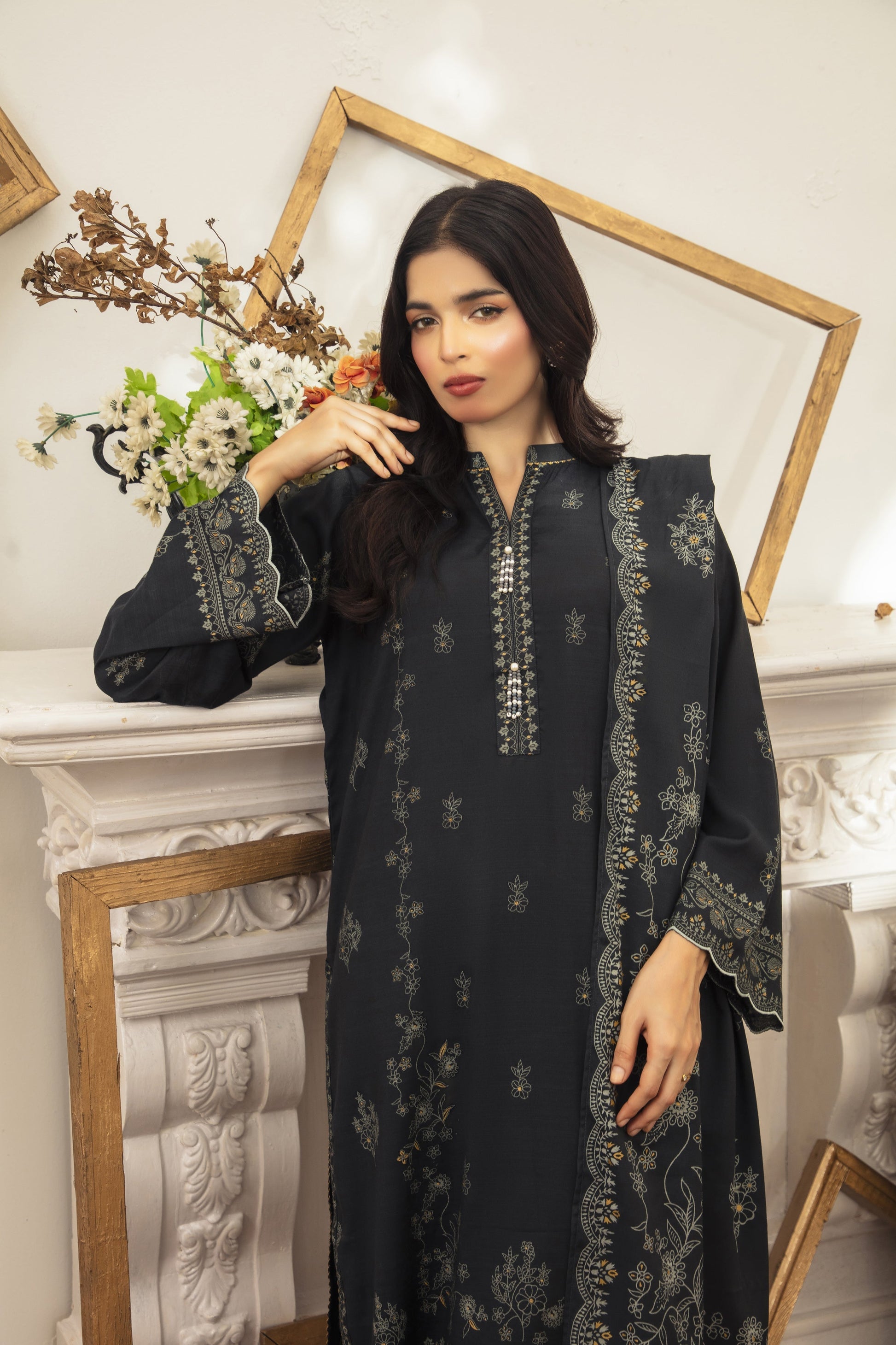 LSM | Winter Marina 25 | 0259-A - Official LSM stockist in UK - Sakeena London