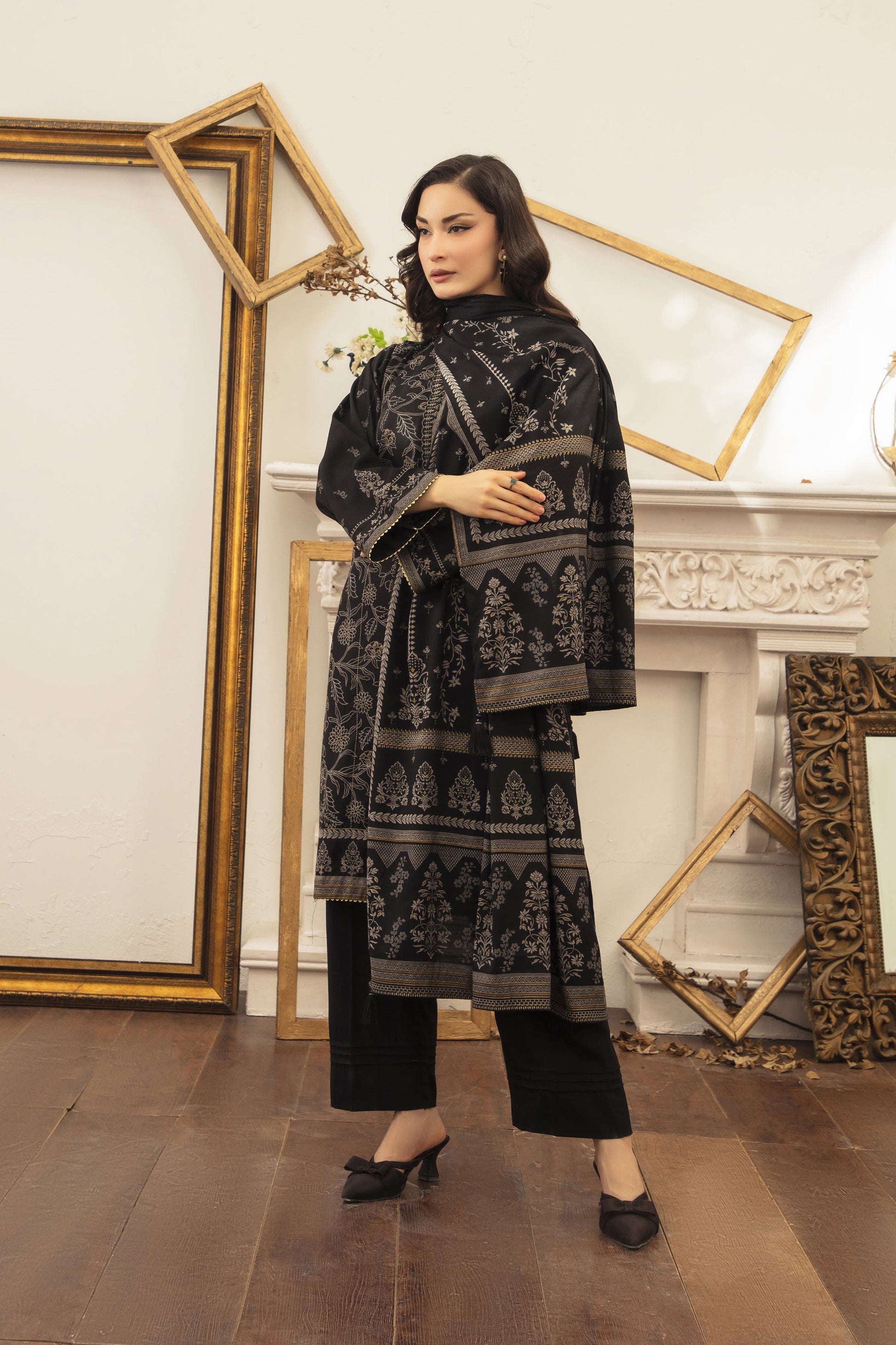 LSM | Winter Marina 25 | 0263-A - Official LSM stockist in UK - Sakeena London