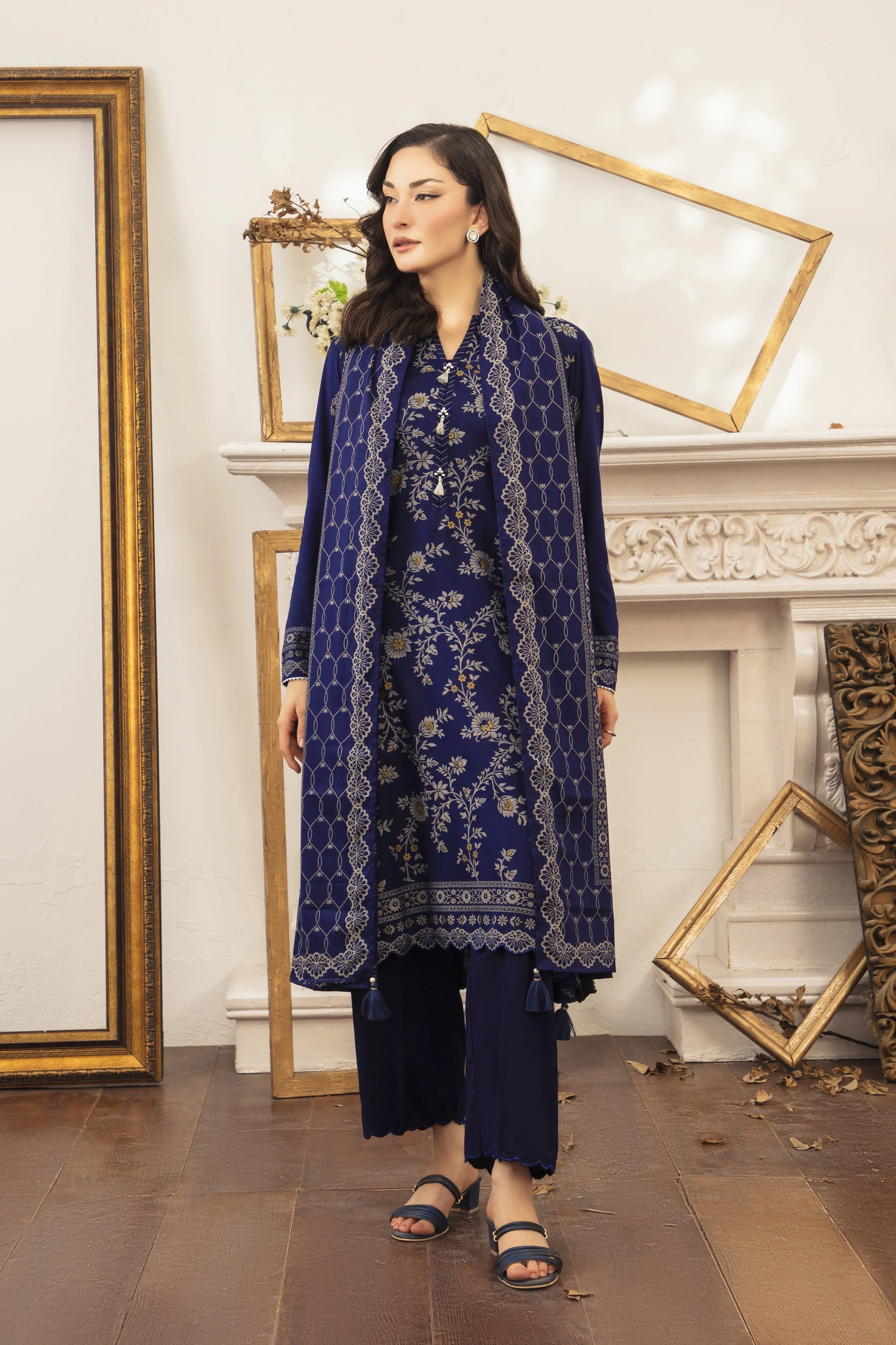 LSM | Winter Marina 25 | 0266-A - Official LSM stockist in UK - Sakeena London