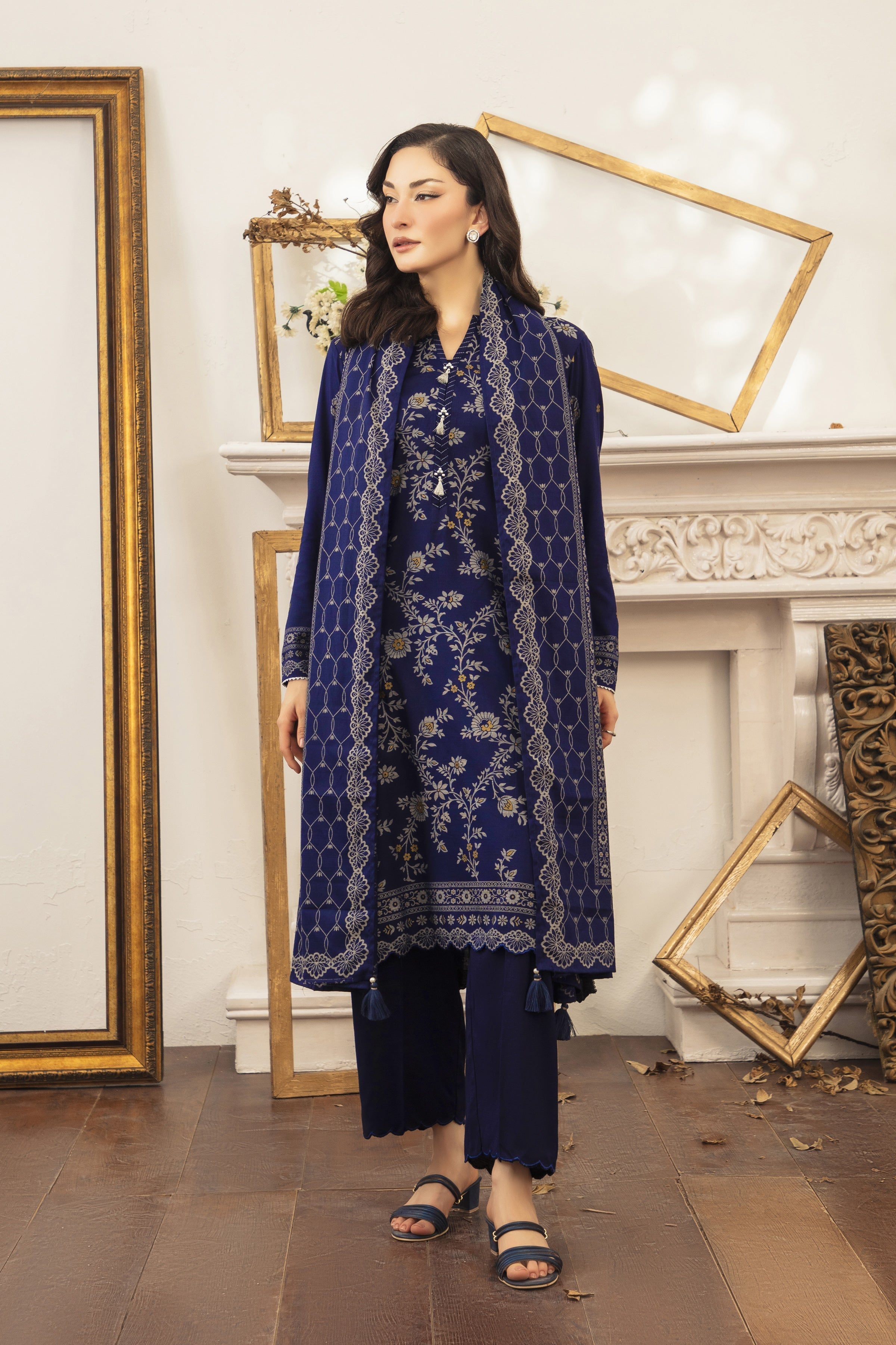 LSM | Winter Marina 25 | 0266-A - Official LSM stockist in UK - Sakeena London