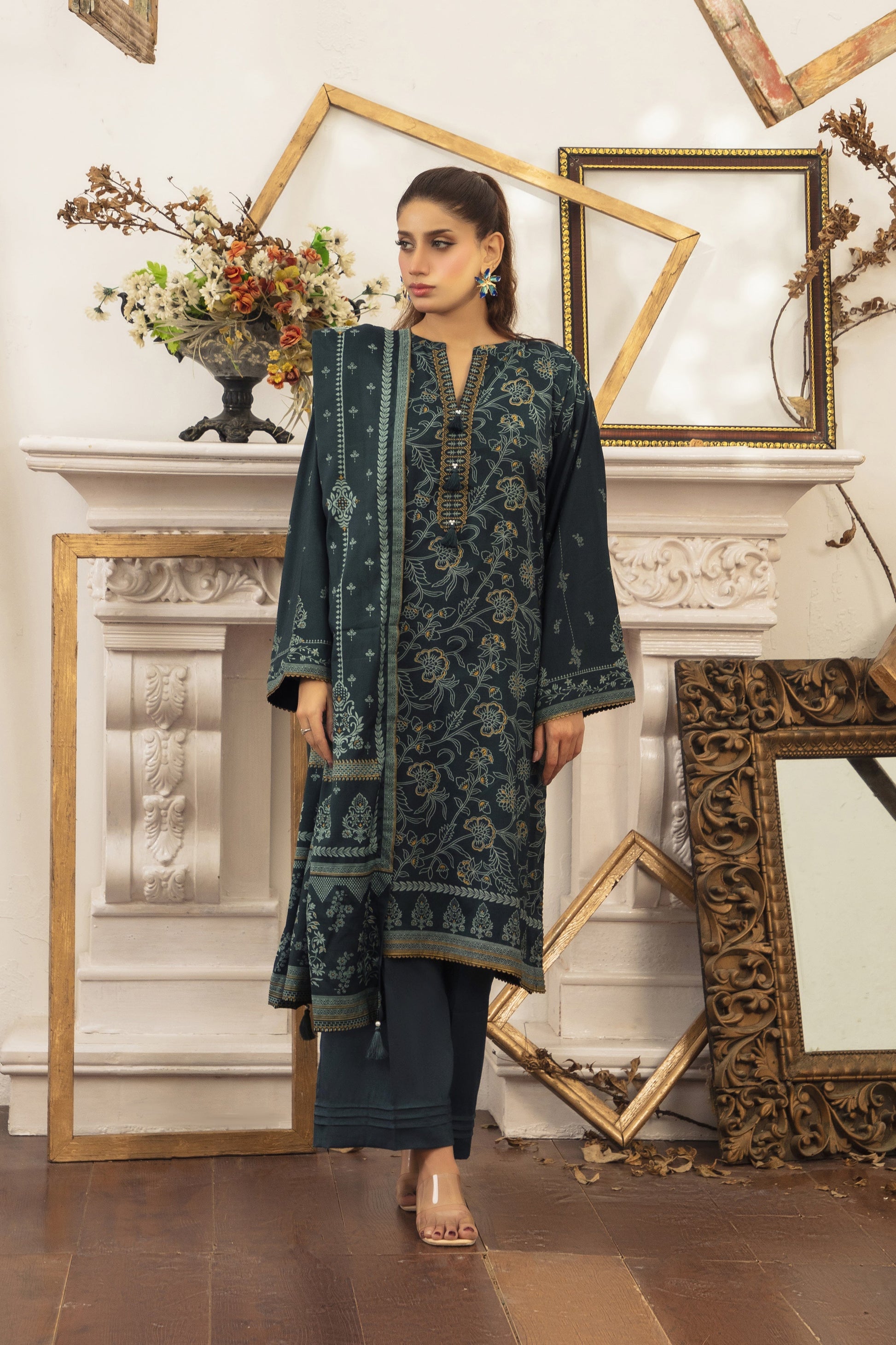 LSM | Winter Marina 25 | 0263-B - Official LSM stockist in UK - Sakeena London