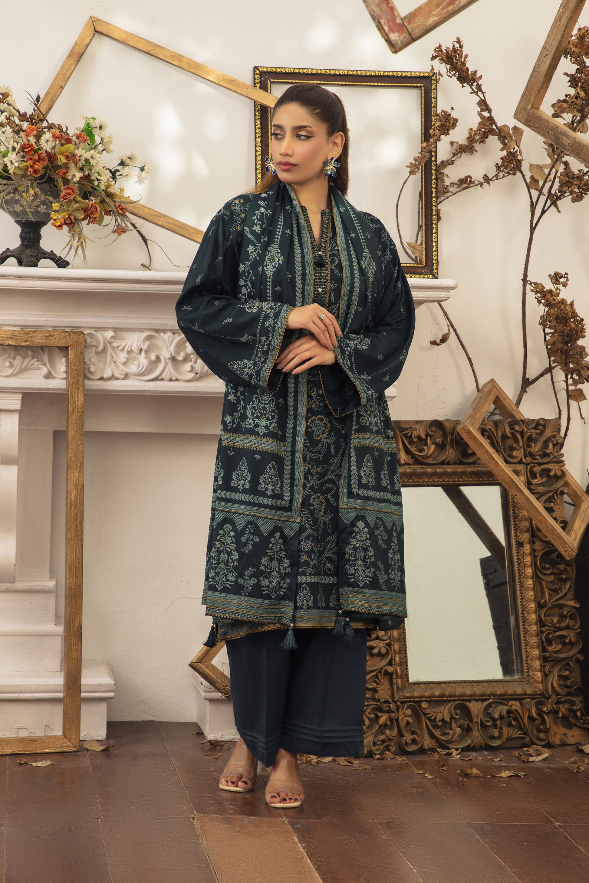 LSM | Winter Marina 25 | 0263-B - Official LSM stockist in UK - Sakeena London