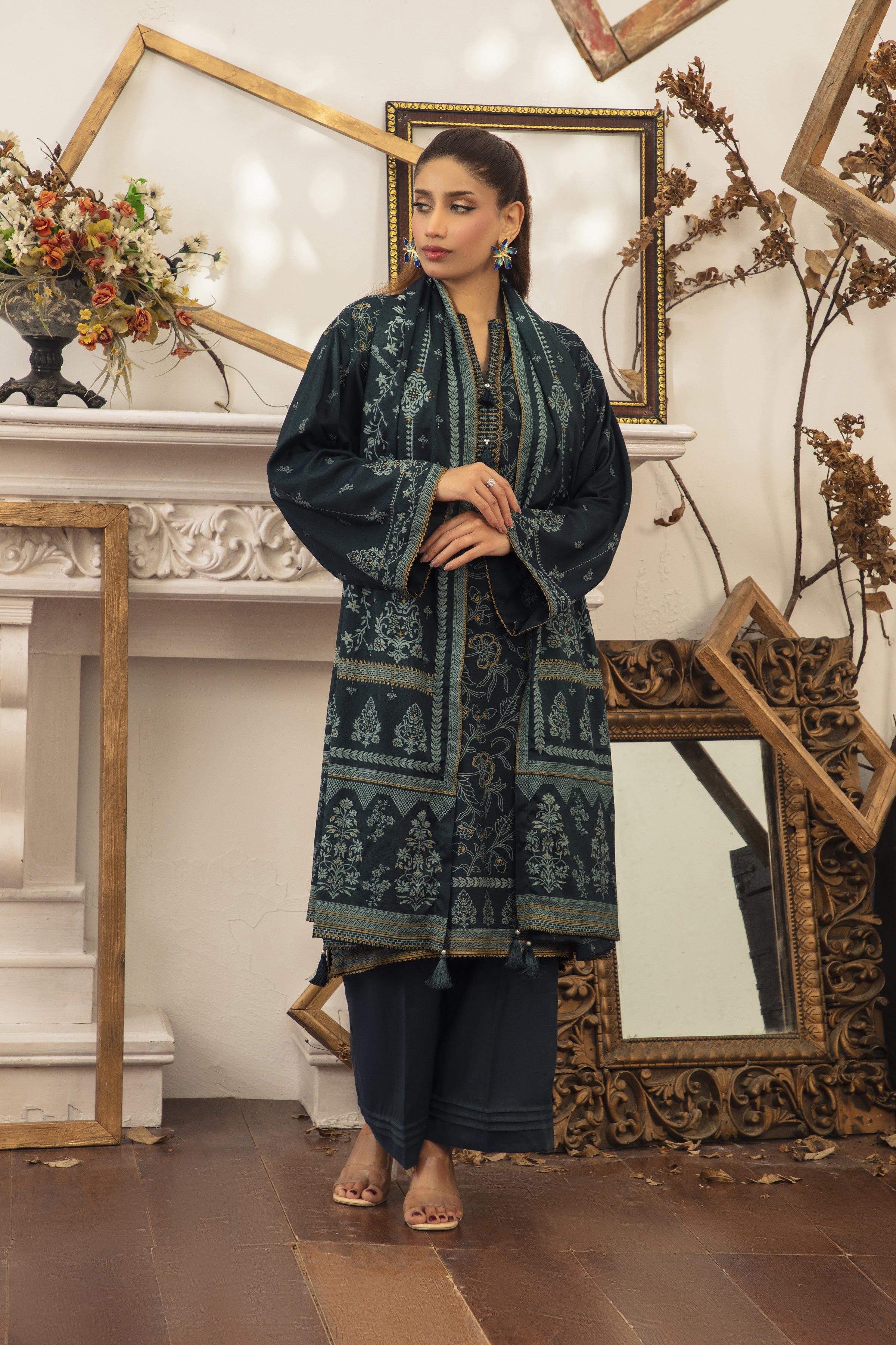 LSM | Winter Marina 25 | 0263-B - Official LSM stockist in UK - Sakeena London