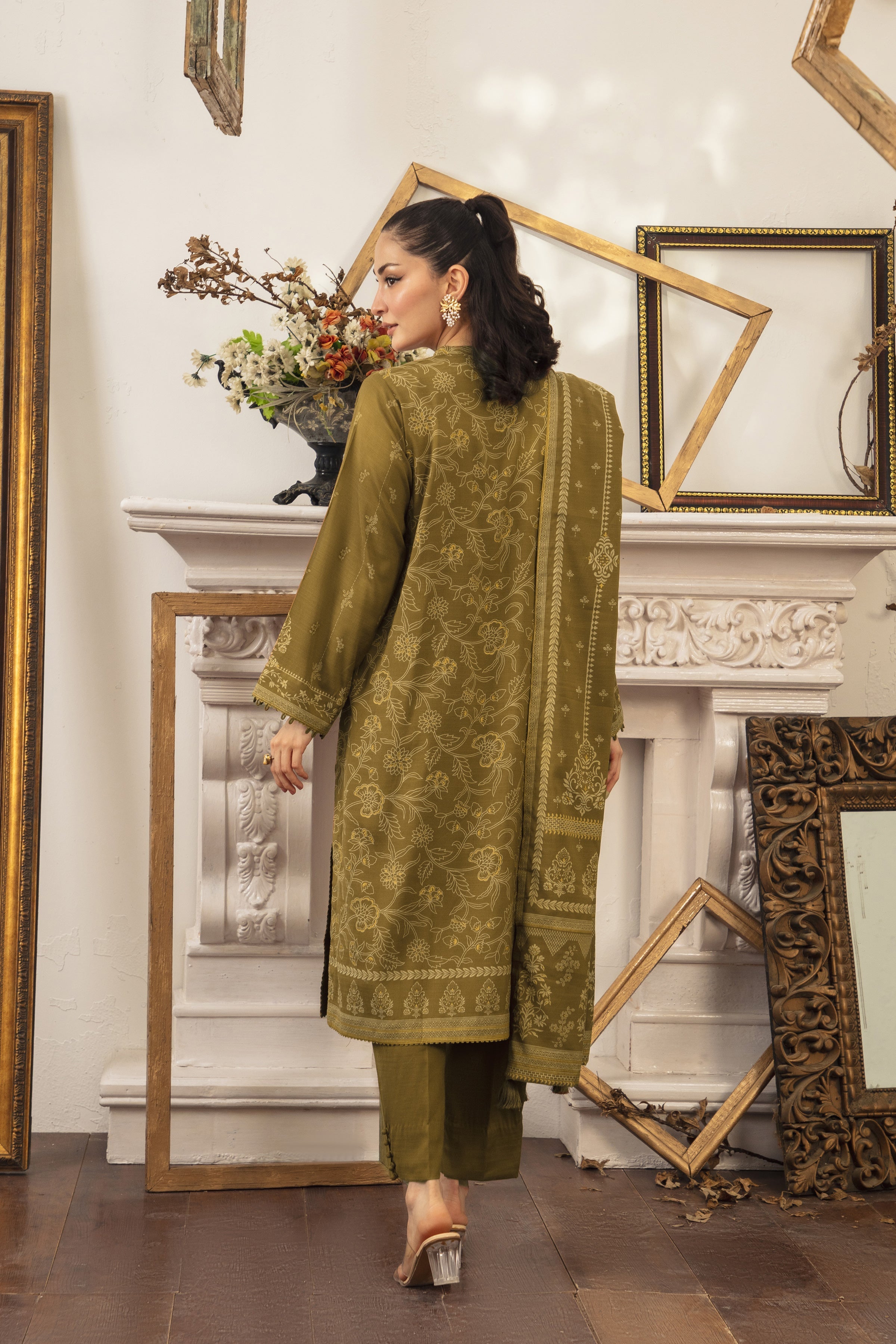 LSM | Winter Marina 25 | 0263-C - Official LSM stockist in UK - Sakeena London