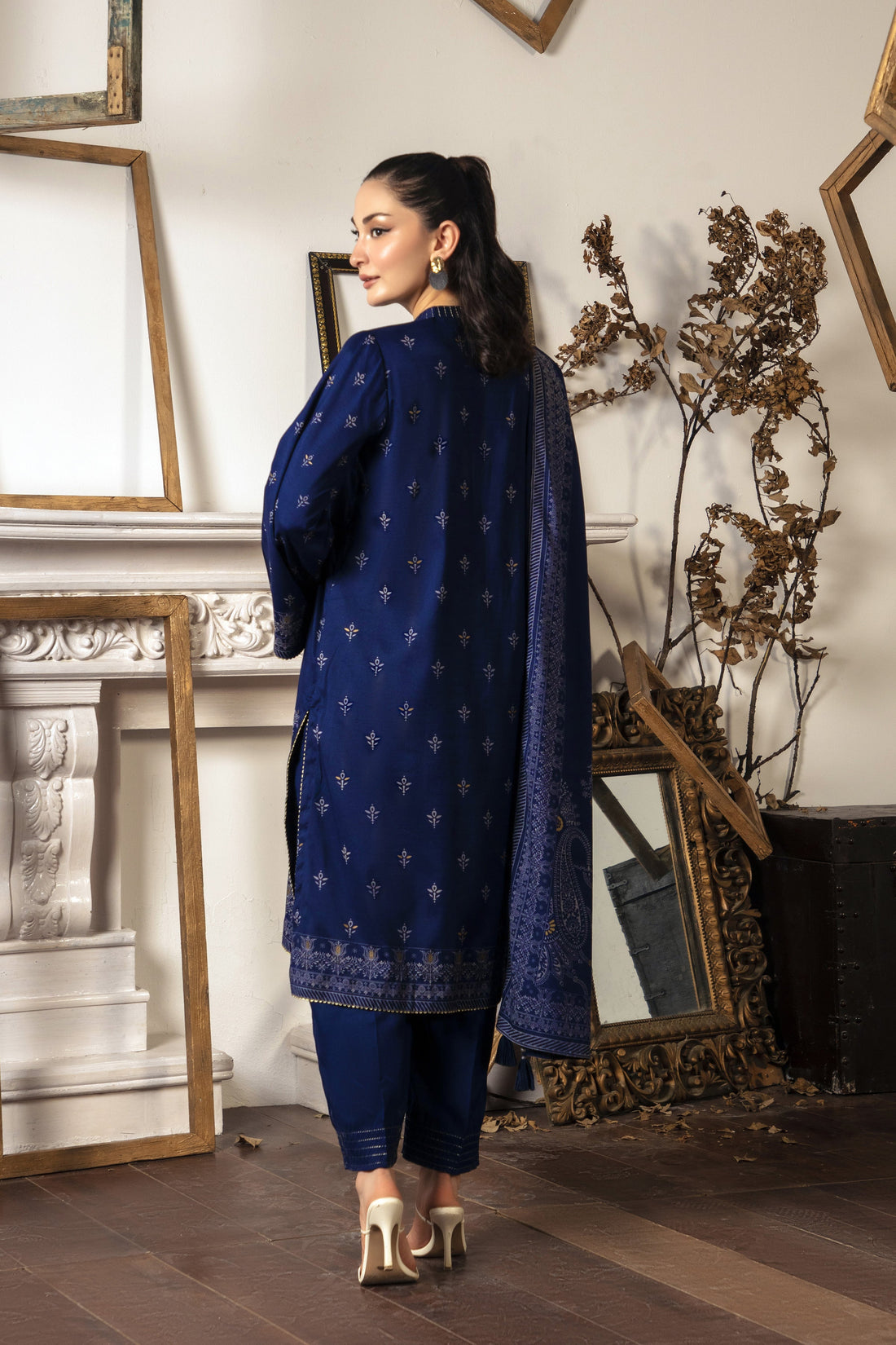 LSM | Winter Marina 25 | 0007-A - Official LSM stockist in UK - Sakeena London