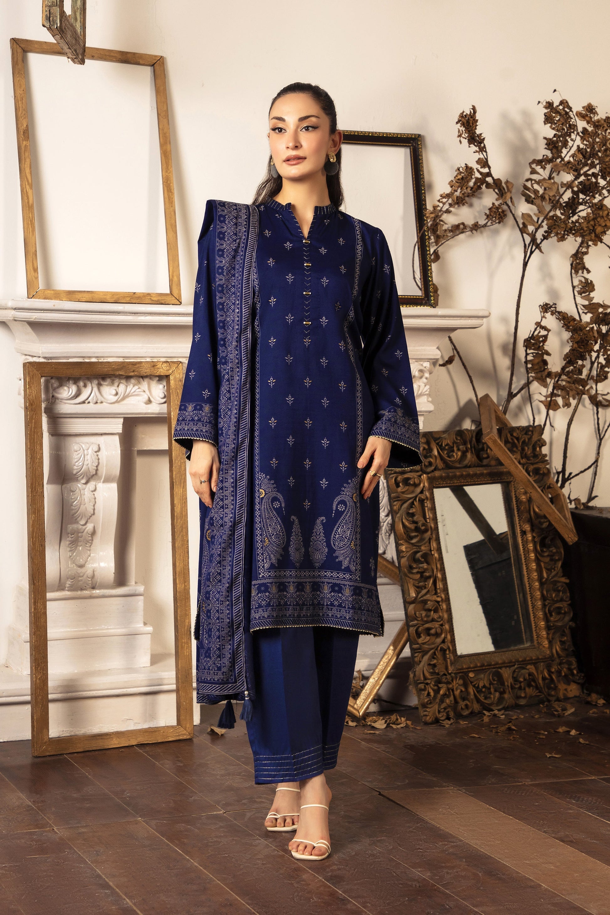 LSM | Winter Marina 25 | 0007-A - Official LSM stockist in UK - Sakeena London