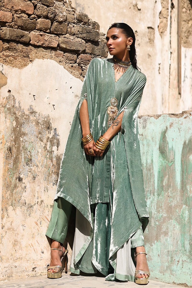 Wardha Saleem | Pure Velvet 25 |Kyra - Official Wardha Saleem stockist in UK - Sakeena London