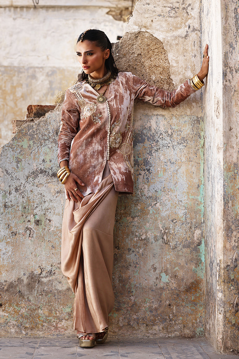 Wardha Saleem | Pure Velvet 25 | Nuha - Official Wardha Saleem stockist in UK - Sakeena London