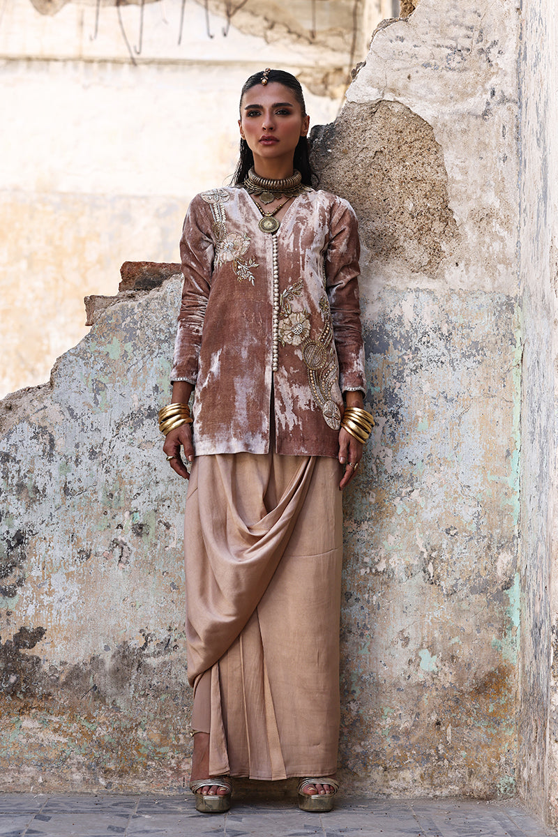 Wardha Saleem | Pure Velvet 25 | Nuha - Official Wardha Saleem stockist in UK - Sakeena London