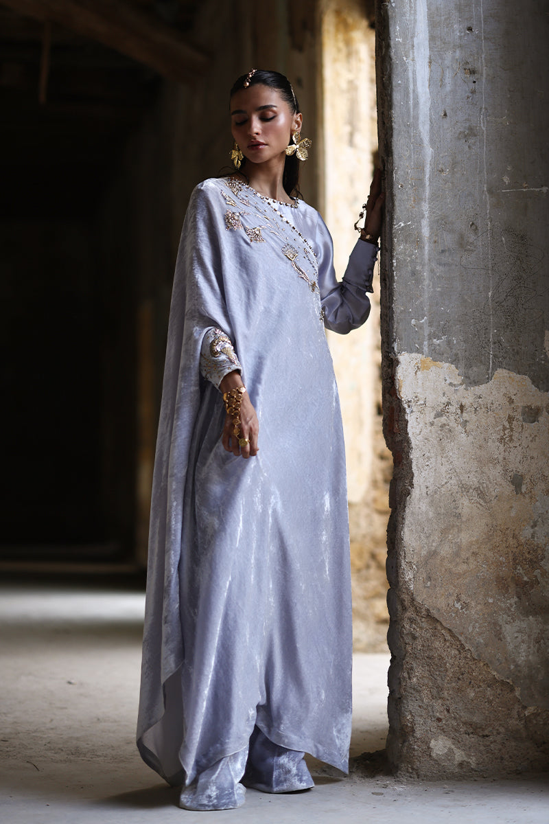 Wardha Saleem | Pure Velvet 25 | Viro - Official Wardha Saleem stockist in UK - Sakeena London