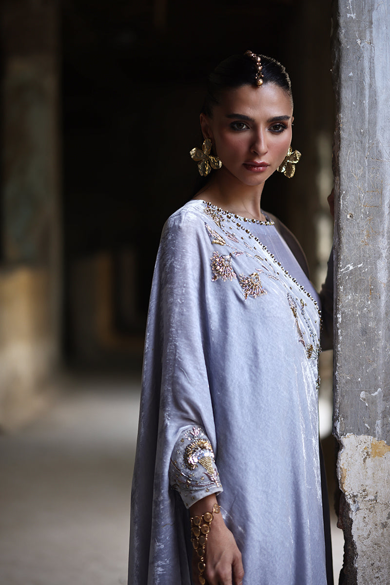 Wardha Saleem | Pure Velvet 25 | Viro - Official Wardha Saleem stockist in UK - Sakeena London