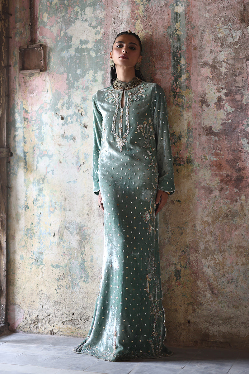 Wardha Saleem | Pure Velvet 25 | Vian - Official Wardha Saleem stockist in UK - Sakeena London