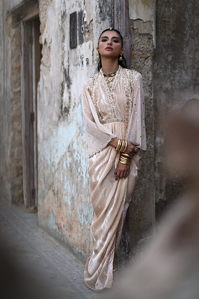 Wardha Saleem | Pure Velvet 25 | Sira - Official Wardha Saleem stockist in UK - Sakeena London