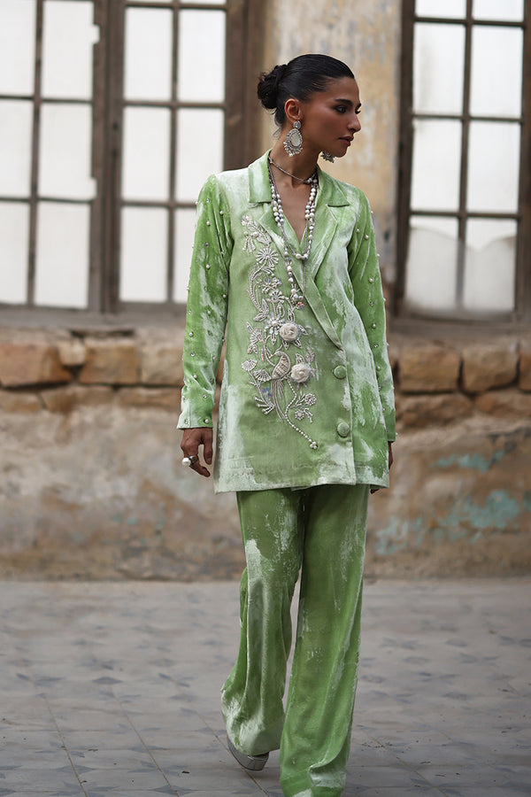 Wardha Saleem | Pure Velvet 25 | Koa - Official Wardha Saleem stockist in UK - Sakeena London