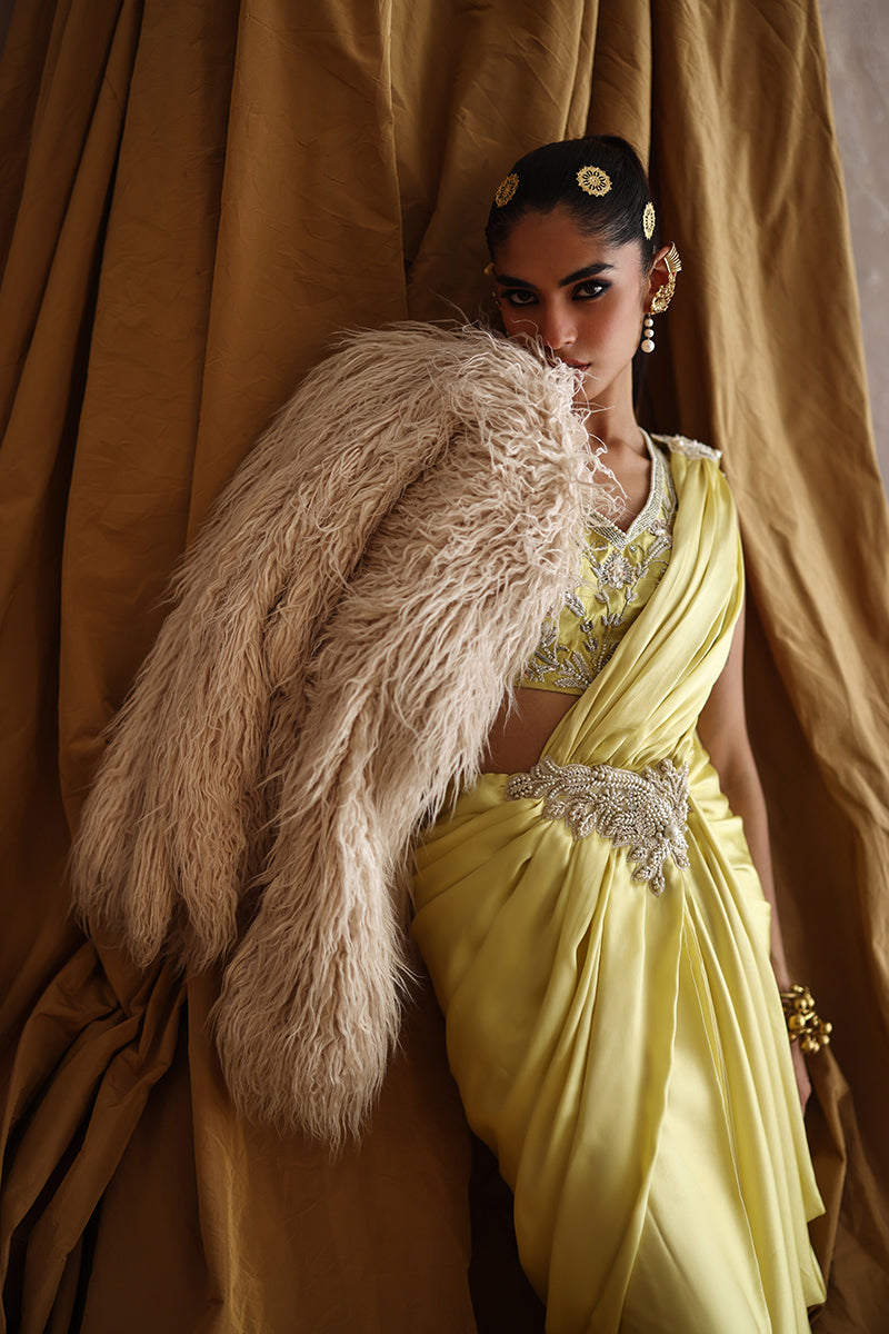 Wardha Saleem | Layla Formals 25 | Dilruba