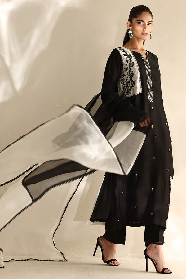 Sana Abbas | Mor Luxe | ILANA - Official Sana Abbas stockist in UK - Sakeena London