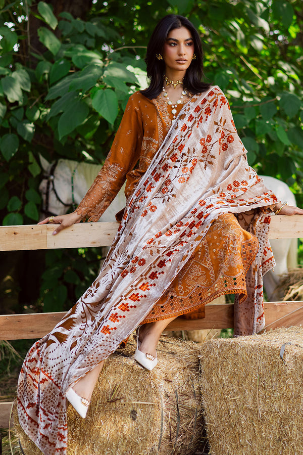 Nureh | Exclusive Leather Peach | NE-188 - Official Nureh stockist in UK - Sakeena London