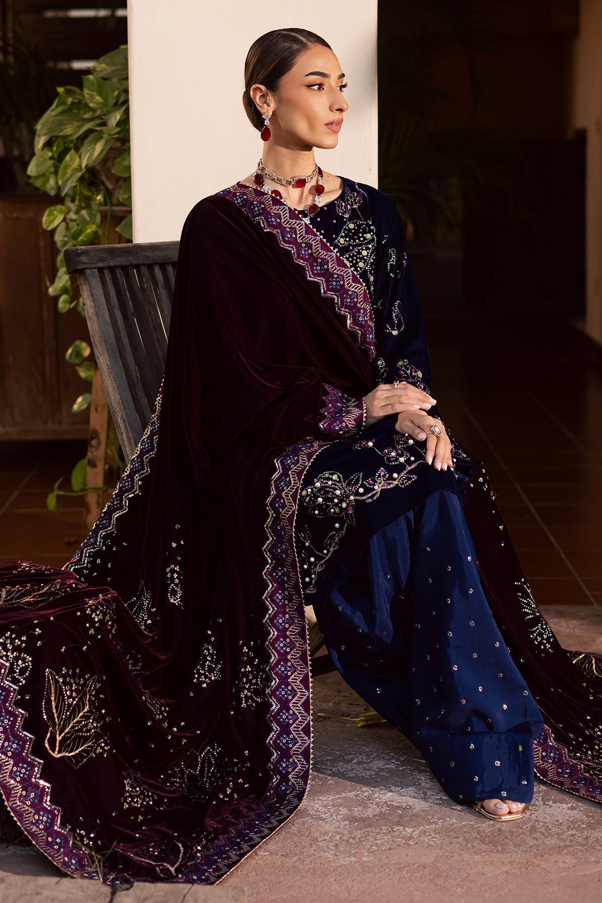 Nureh | Maya Velvet | NW-116 - Official Nureh stockist in UK - Sakeena London