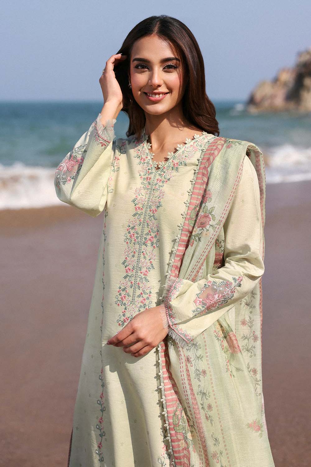 Seran | Afsanah Lawn 25 | FARIHA - Official Seran stockist in UK - Sakeena London