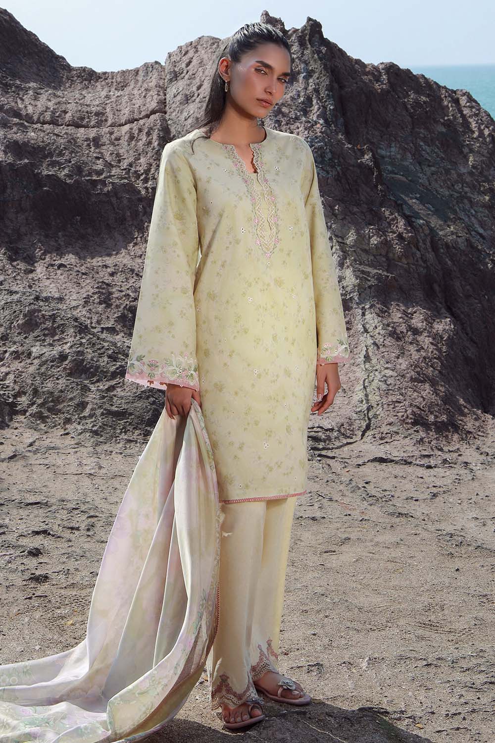 Seran | Afsanah Lawn 25 | SAHAR - Official Seran stockist in UK - Sakeena London