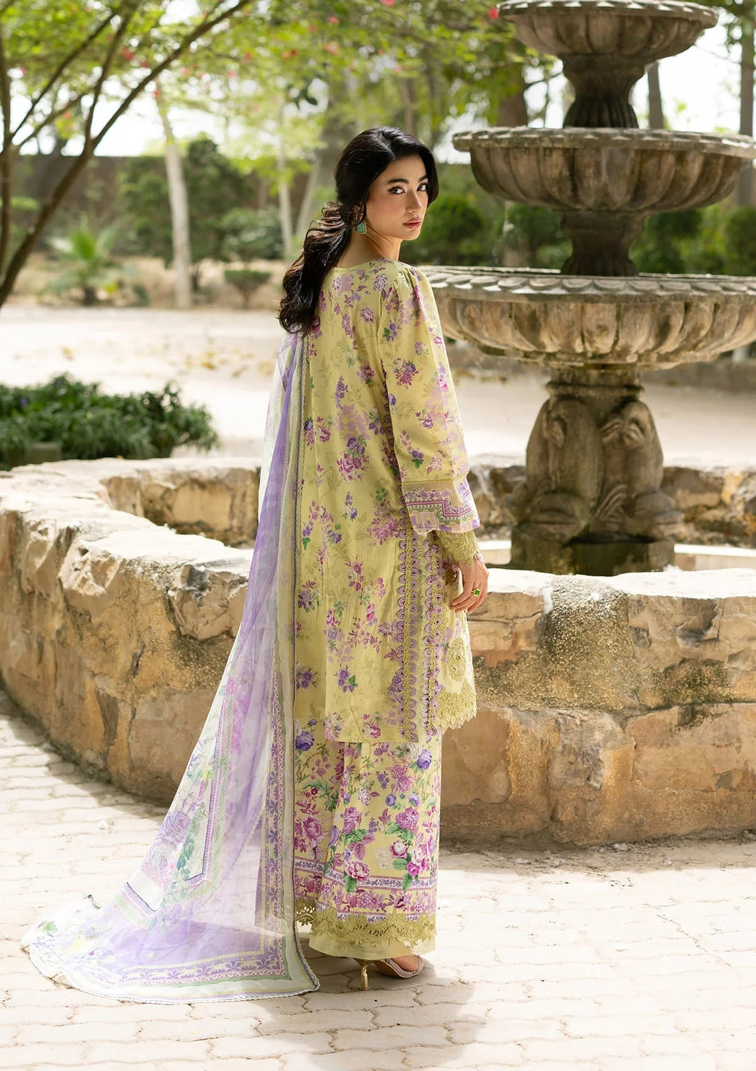 Elaf Premium | Signature Embroidered Lawn with Chiffon Collection 26 | ESG-8A OLIVIA