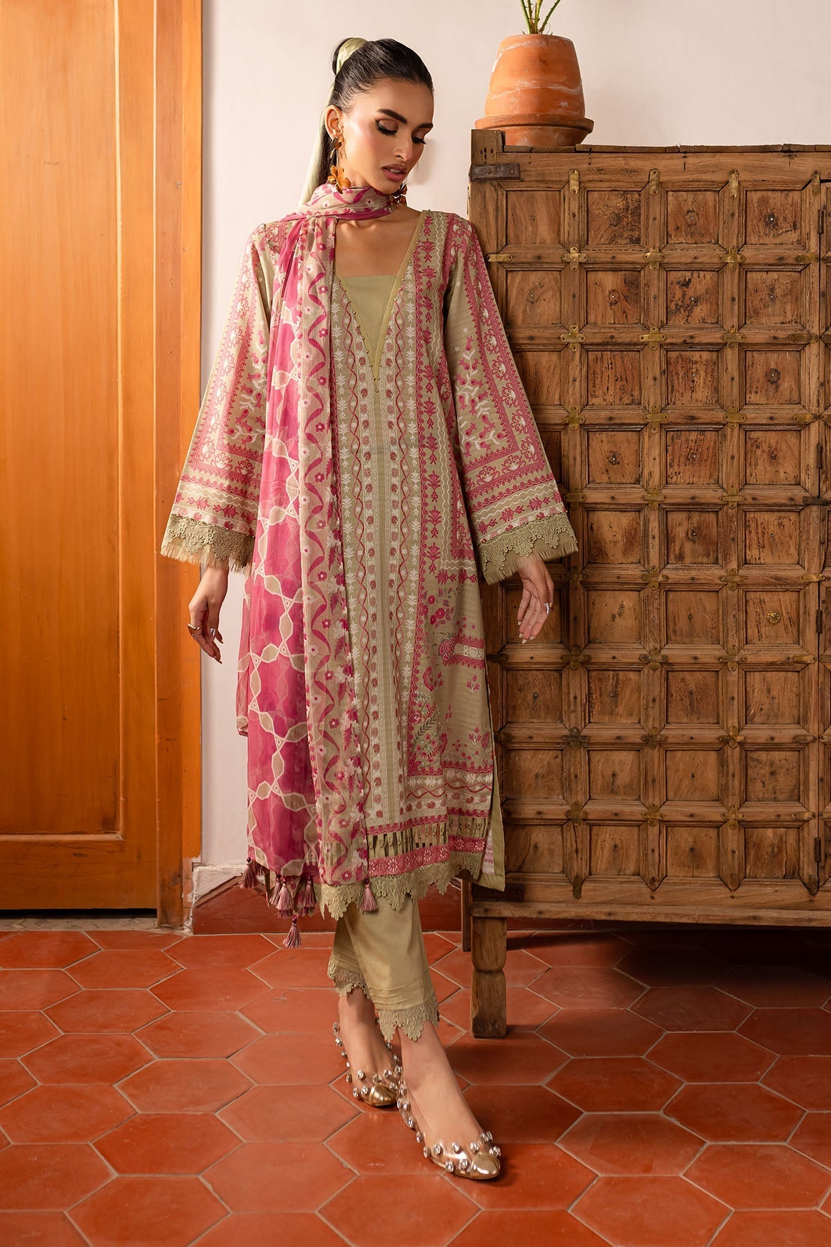 Nureh | Printed lawn 25 | SP-141 - Official Nureh stockist in UK - Sakeena London