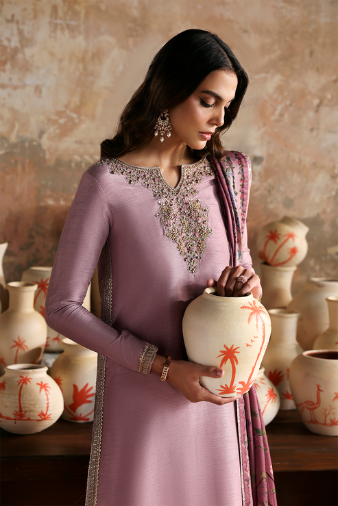 Emaan Adeel | Afsana e Silk | ZAREEN - Official Emaan Adeel stockist in UK - Sakeena London