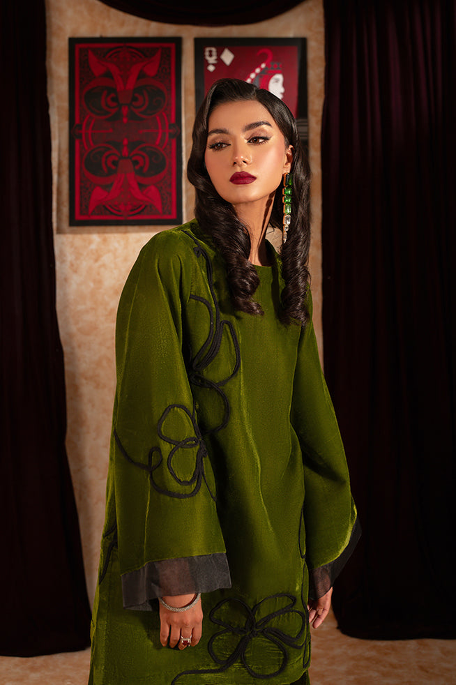 Fozia Khalid | Velvet Deck | Clover - Official Fozia Khalid stockist in UK - Sakeena London
