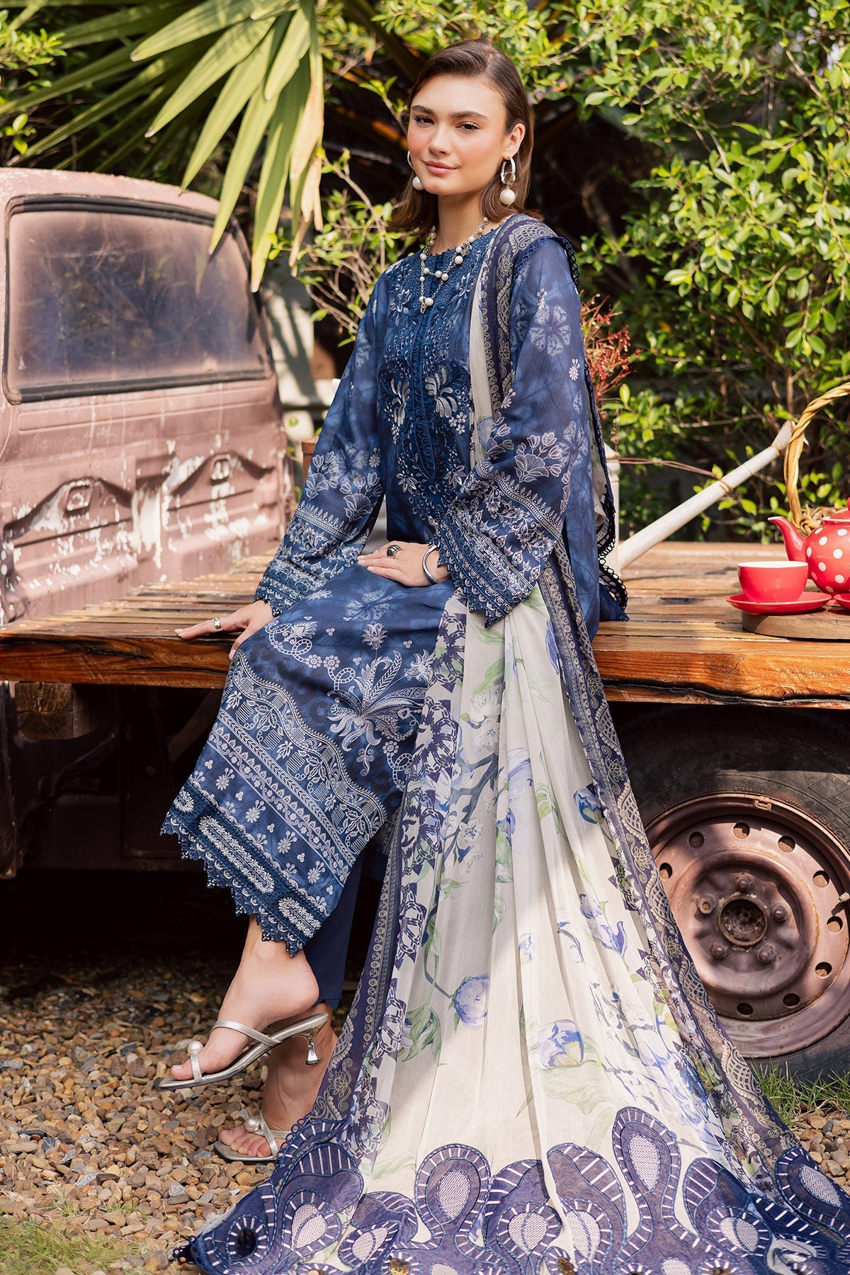 Nureh | Gardenia Lawn 26 | NSG-213