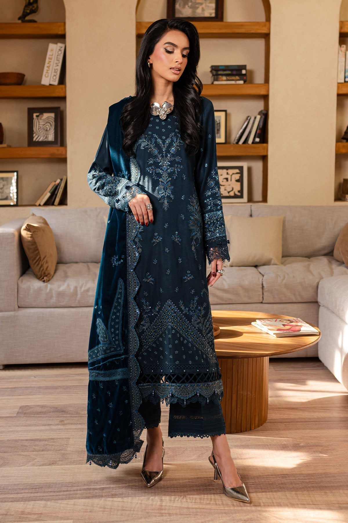 Nureh | Exclusive Shawls | NE-127 - Official Nureh stockist in UK - Sakeena London