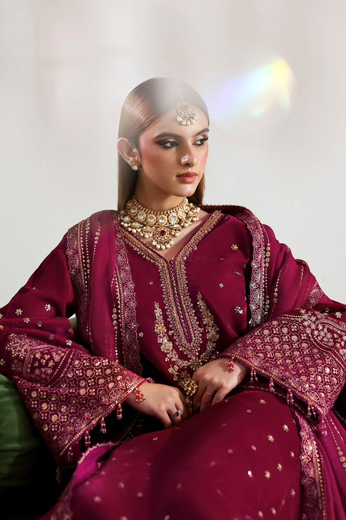 Emaan Adeel | Zarposh Velvet 25 | SHAHNAZ - Official Emaan Adeel stockist in UK - Sakeena London