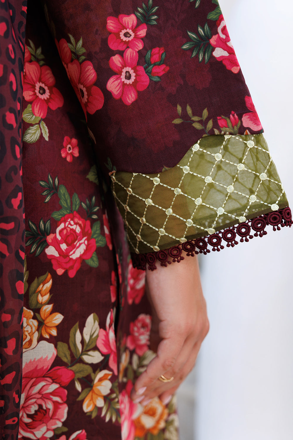 Farasha | Printed Essentials | Floral Berry - Official Farasha stockist in UK - Sakeena London