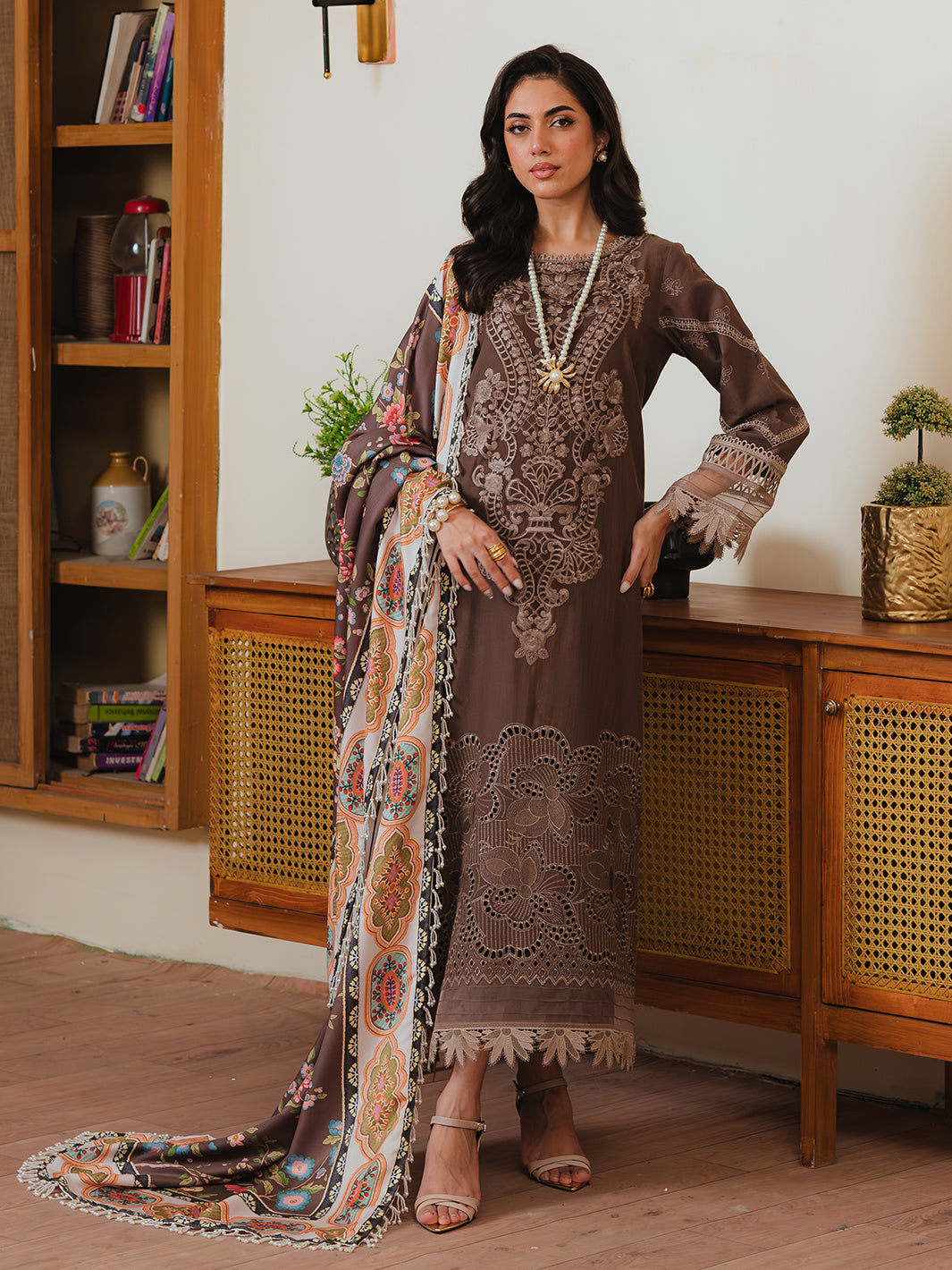 Mahnur | Stella Khaddar | SK-05A - Official Mahnur stockist in UK - Sakeena London
