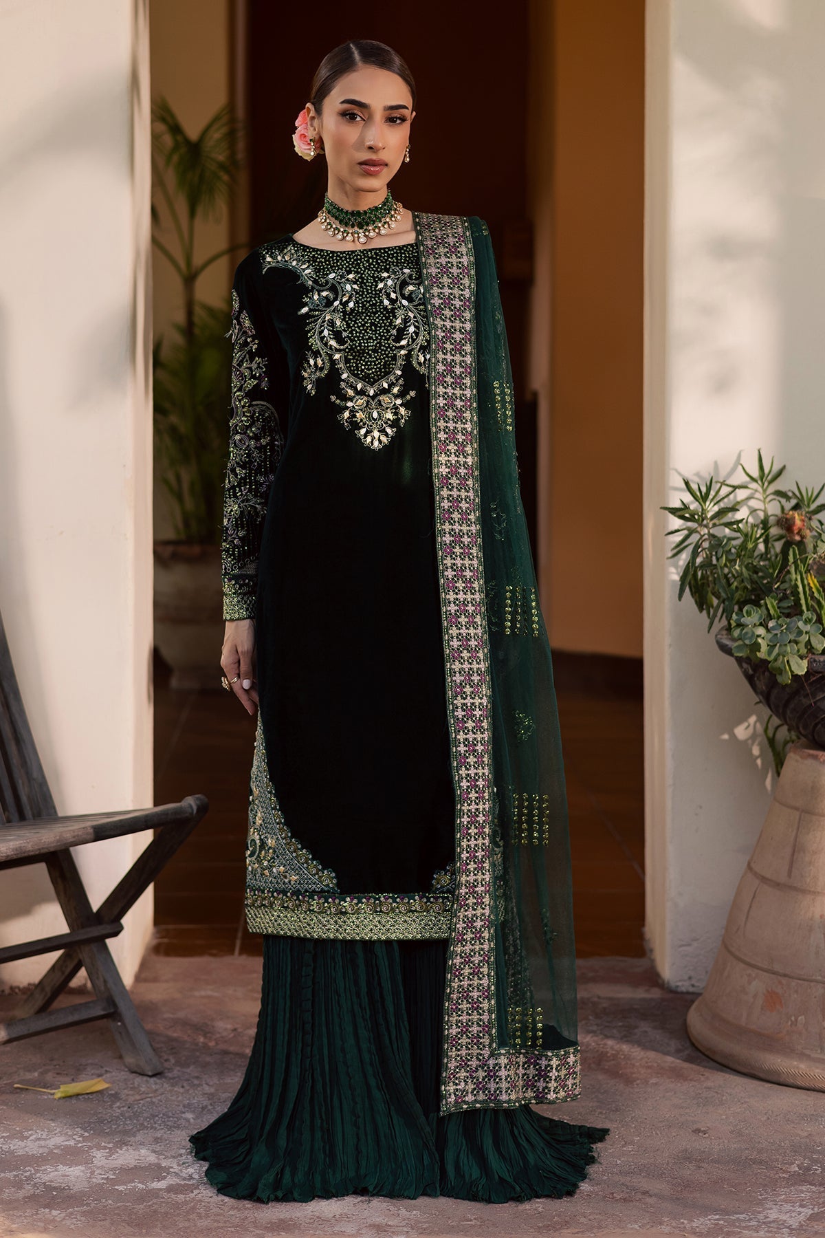 Nureh | Maya Velvet | NW-115 - Official Nureh stockist in UK - Sakeena London