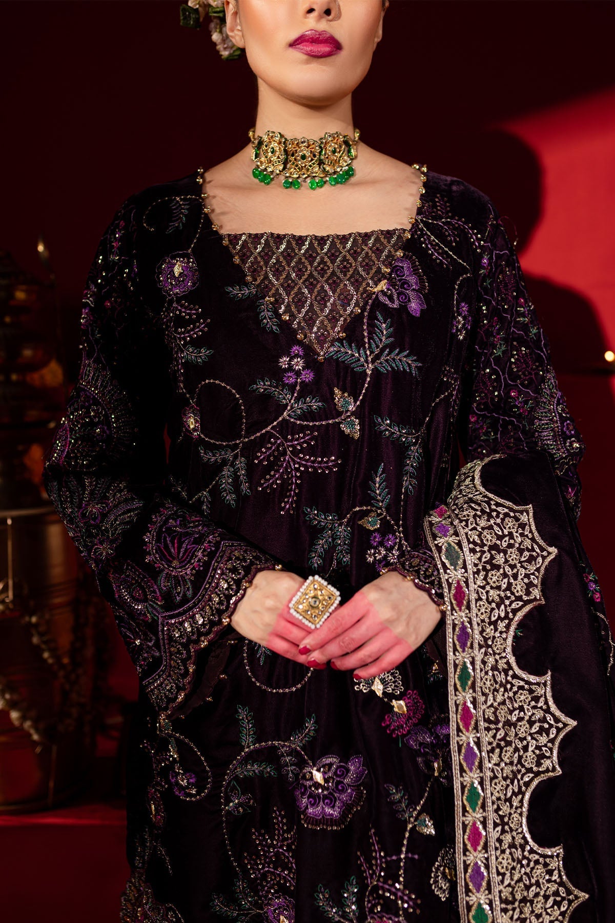 Nureh | Maya Velvet | NW-91 - Official Nureh stockist in UK - Sakeena London