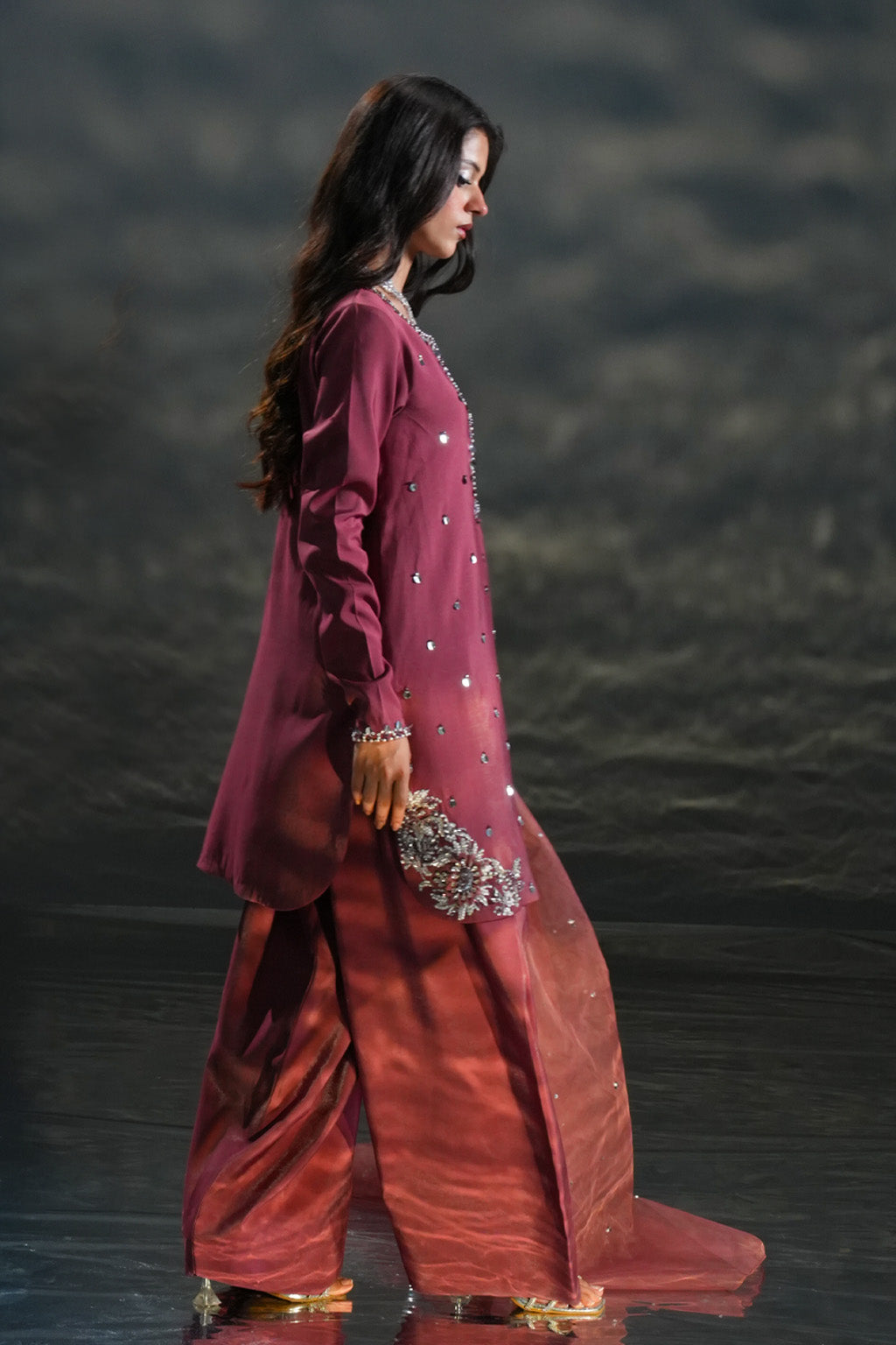Amave | Oro Luxury Wear | AM-09 - Official Amave stockist in UK - Sakeena London