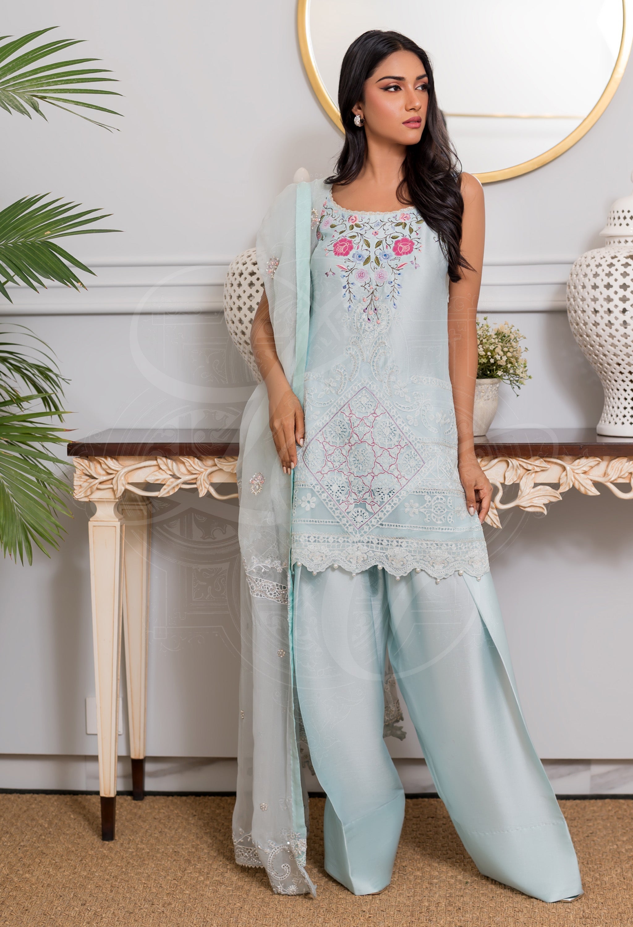 Layla Chatoor | Pret A Porter | LC-40