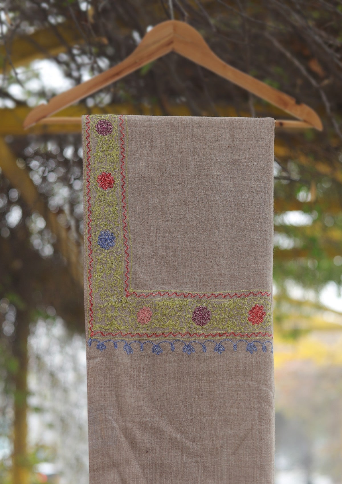 Wool Ari Work Shawl D - 31 - L BROWN