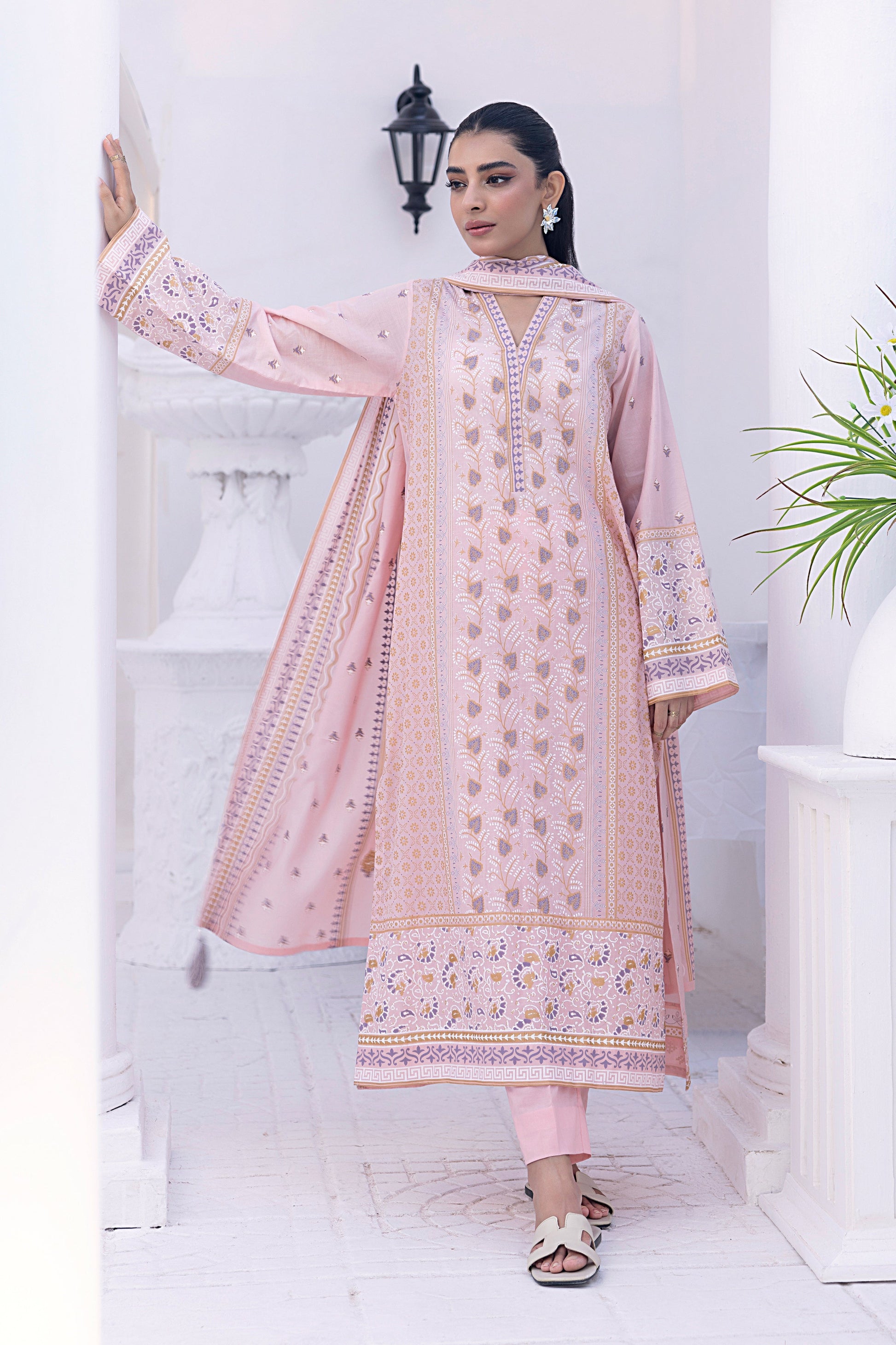 LSM | Winter Marina 24 | 0193 - Official LSM stockist in UK - Sakeena London