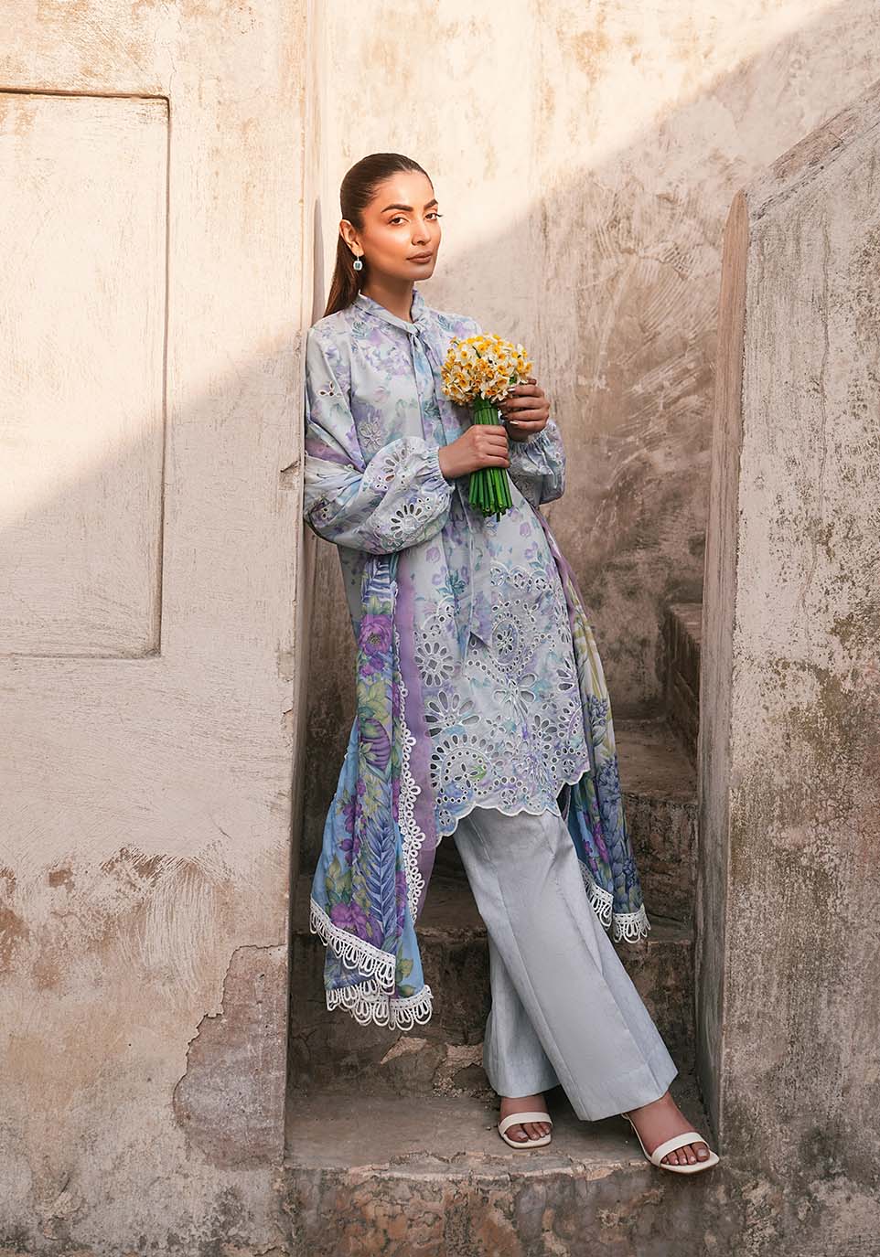 Zarqash | Luxe Lawn 26 | ZQL0010