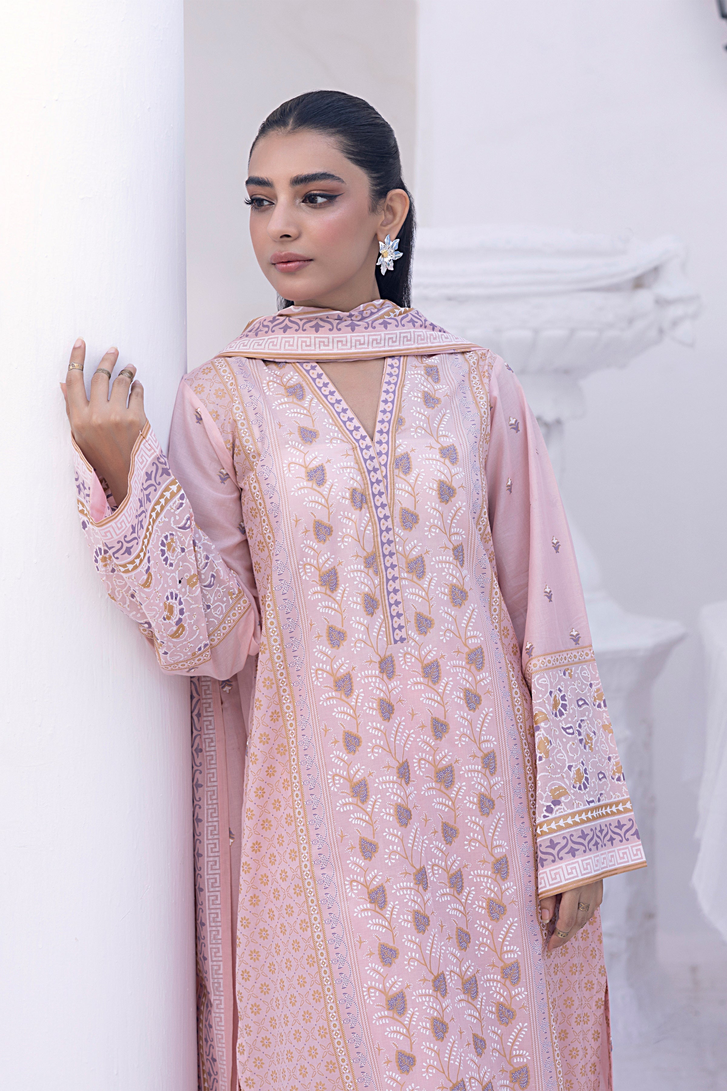 LSM | Winter Marina 24 | 0193 - Official LSM stockist in UK - Sakeena London