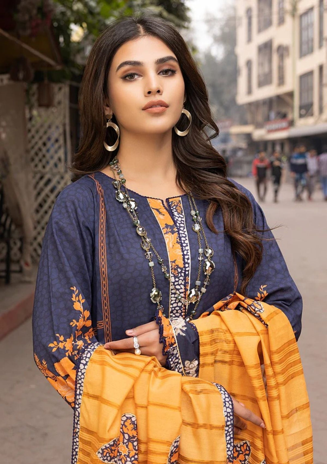 Lawn Collection - Charizma - Beyond Casuals - Melody - V01 - CPE#14