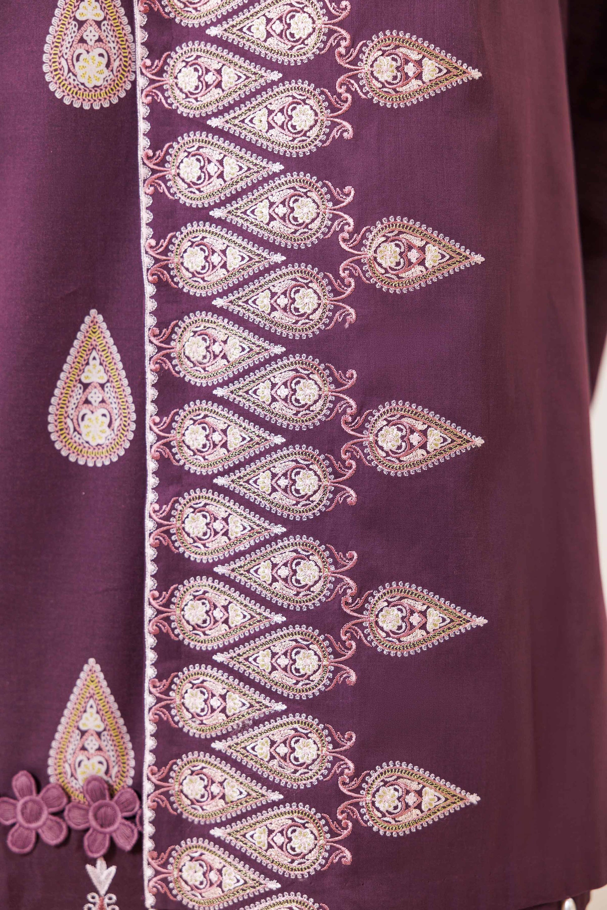 Nishat | Cross Season Edit | 42401986-1 - Official Nishat stockist in UK - Sakeena London