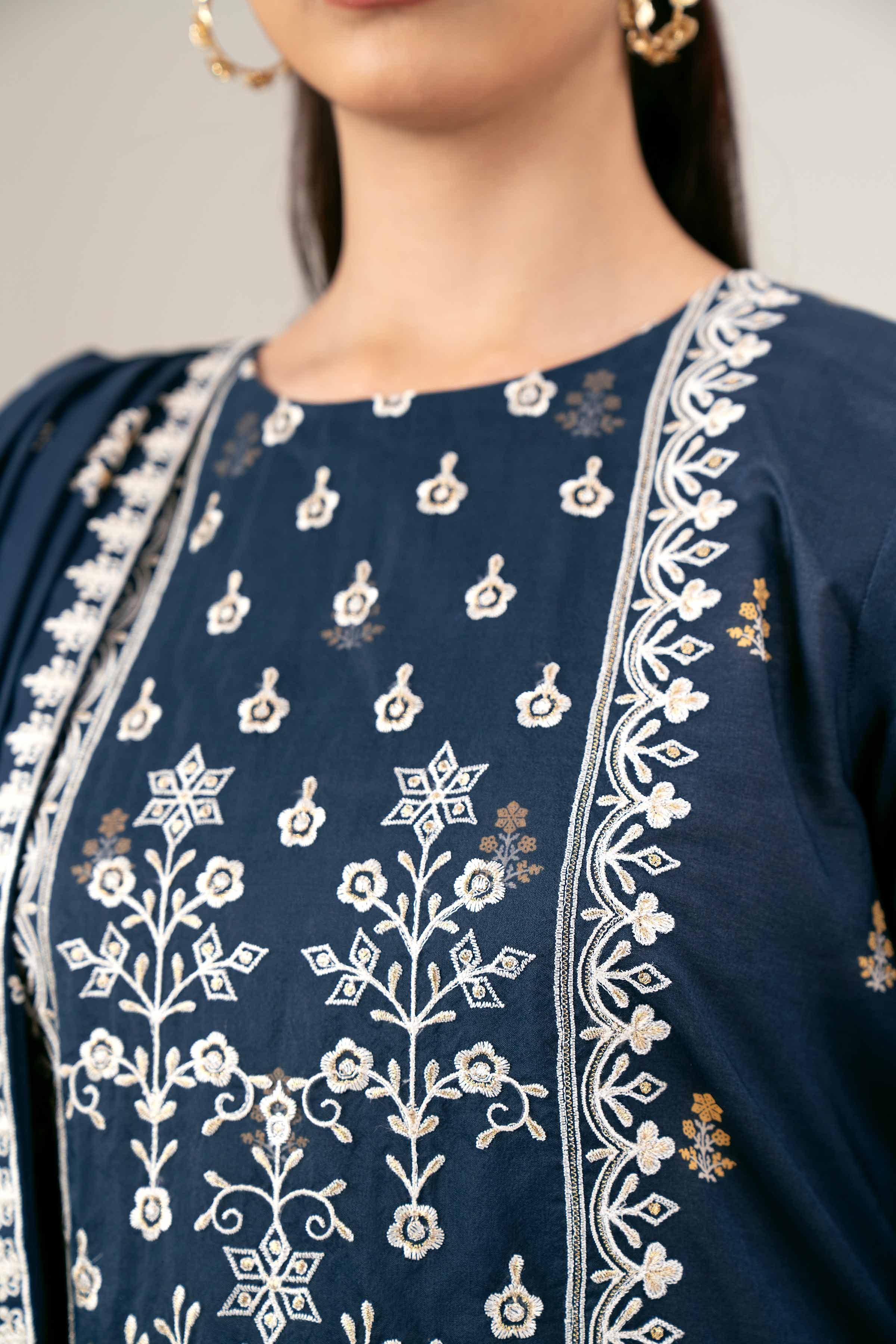 Nishat | Cross Season Edit | 42401989-1 - Official Nishat stockist in UK - Sakeena London